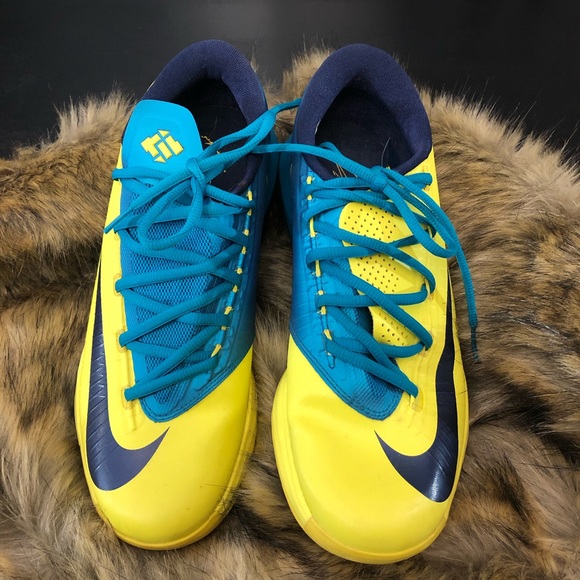 nike zoom big chucky